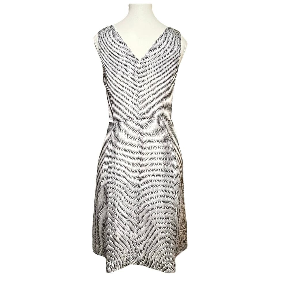 Banana Republic Black White V Neck Sleeveless Fit Flare Mini Dress Cocktail Sz 6 - Picture 4 of 9